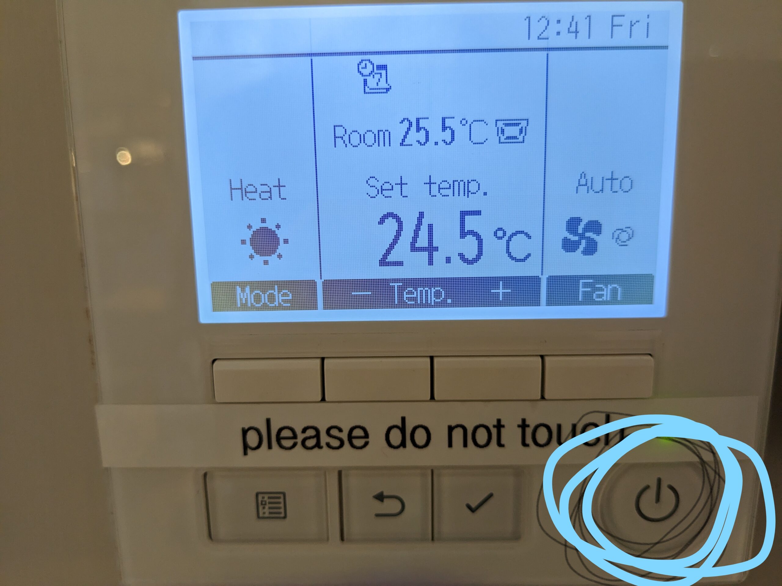AIR CON CONSOLE